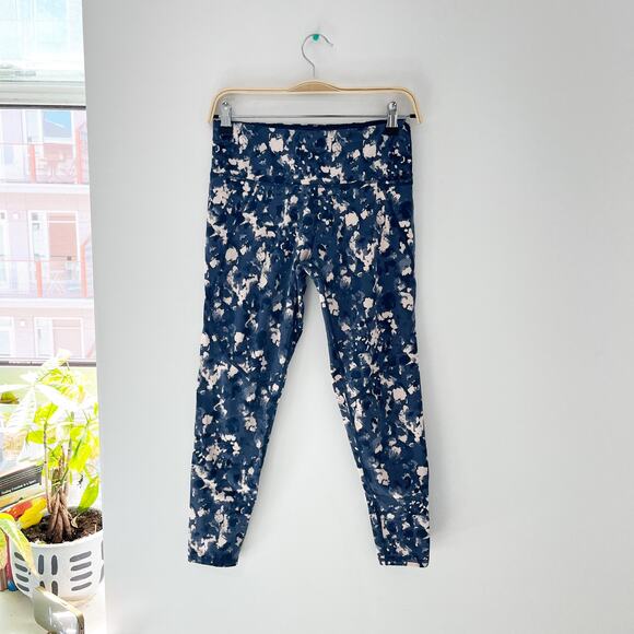 Sweaty Betty The Power Blue Watercolor Abstract Print 7/8 Leggings Size Small - Picture 1 of 7